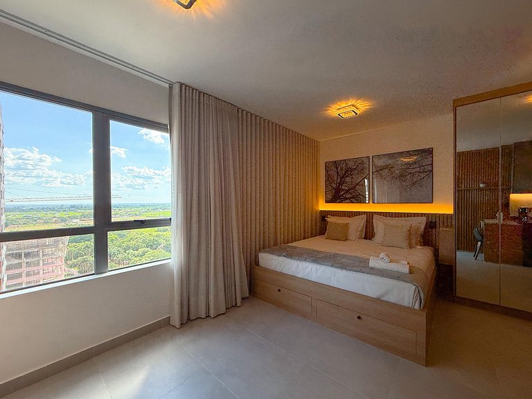 Hype 017 | 16ºA | Refúgio Urbano em Madeira e Luz