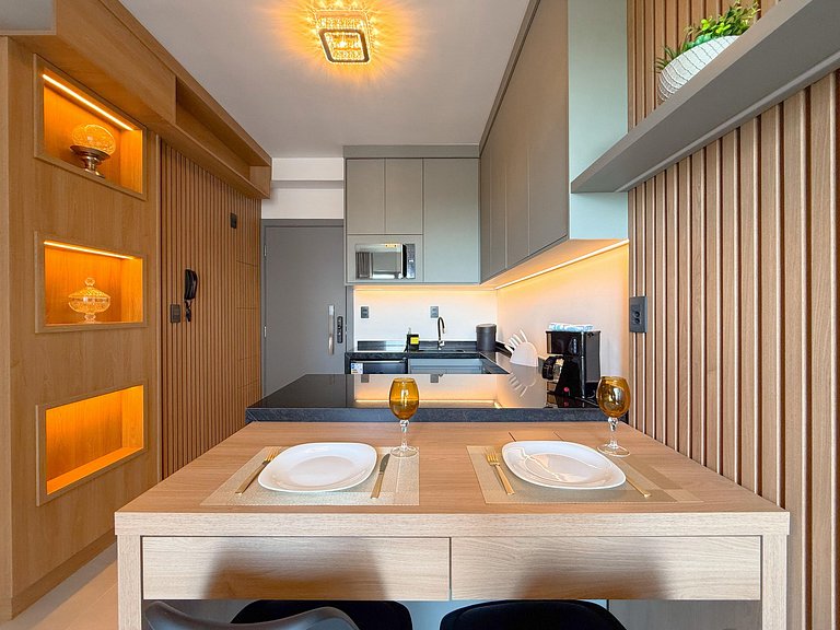 Hype 017 | 16ºA | Refúgio Urbano em Madeira e Luz